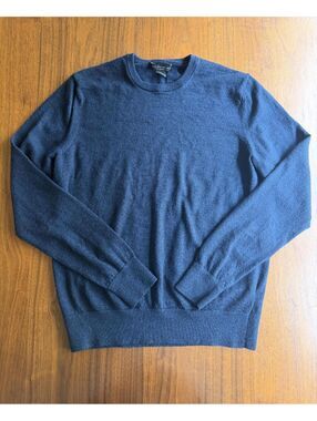 Banana Republic Women's Merino Wool Navy Blue Crew Neck Sweater - Size S